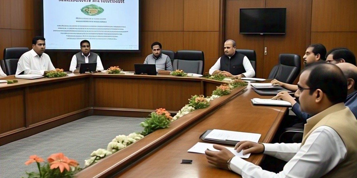Maharashtra's Big Ask: Wants More Tax Money for Roads, Bridges, and Big Projects